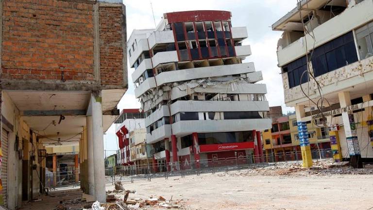 Se extenderá el estado de excepción por terremoto de abril