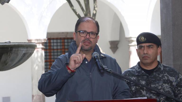 Ministro del Interior, John Reimberg, durante una rueda de prensa.