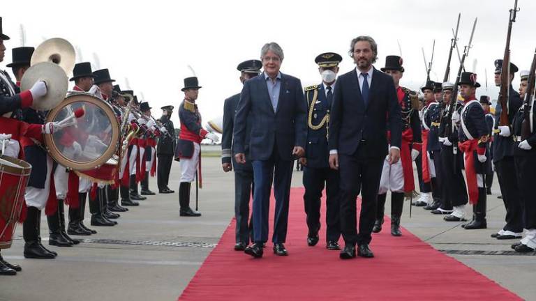 Lasso llega a Argentina para impulsar relaciones bilaterales, en primera visita oficial