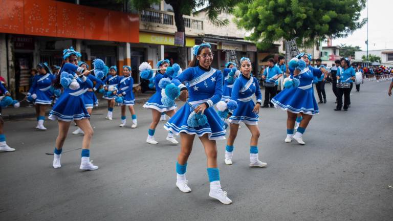 Feriado del 9 de Octubre en Ecuador: horarios de transporte, trámites y parqueo gratuito en Guayaquil
