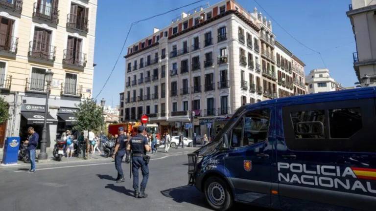 Ecuatoriano muere en derrumbe de edificio en el corazón de Madrid: cuerpo es hallado entre los escombros
