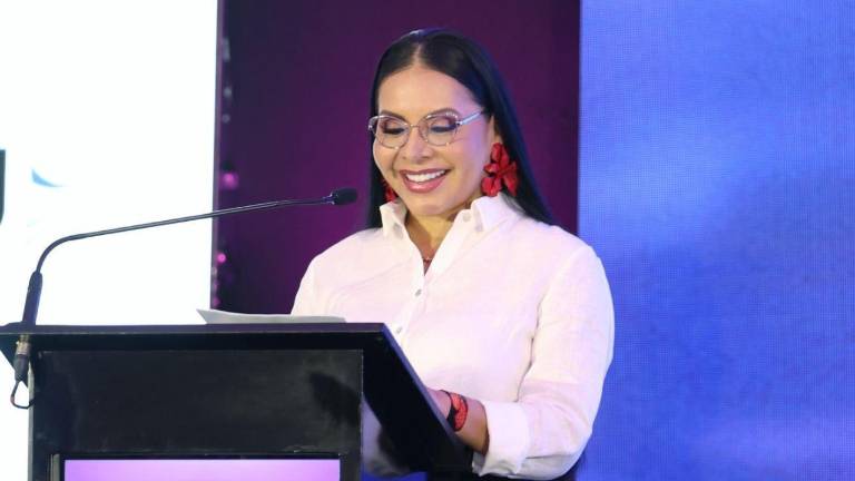 Diana Atamaint, presidenta del CNE.