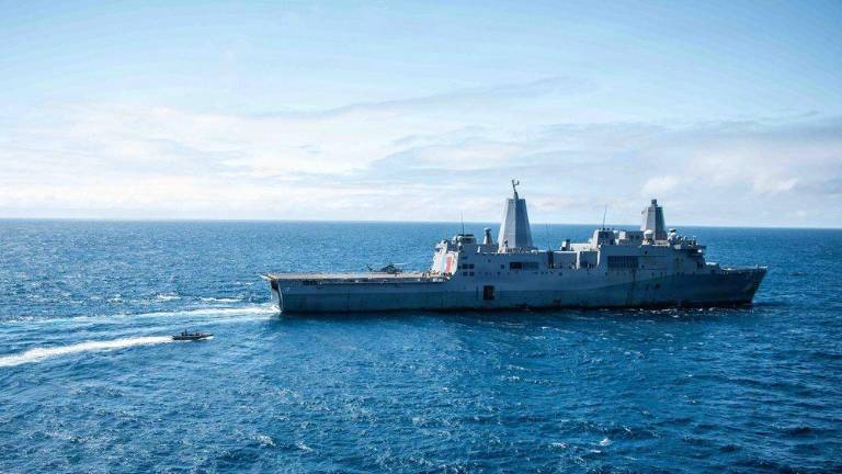 Dos barcos de guerra de Estados Unidos llegan a Manta para operaciones contra el narcotráfico