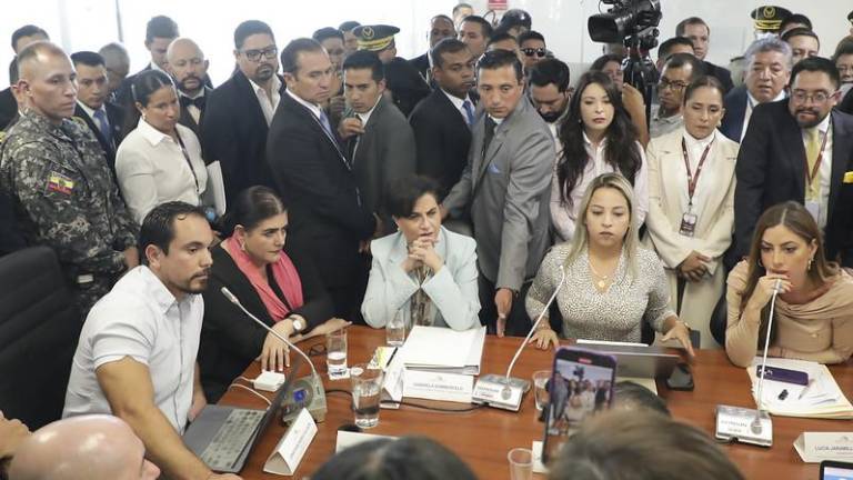 Declaran reservada la sesión sobre asalto a la Embajada de México en Quito, tras disputa entre comisiones legislativas