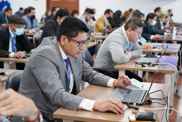 $!425 postulantes rindieron pruebas en el concurso realizado en Quito.