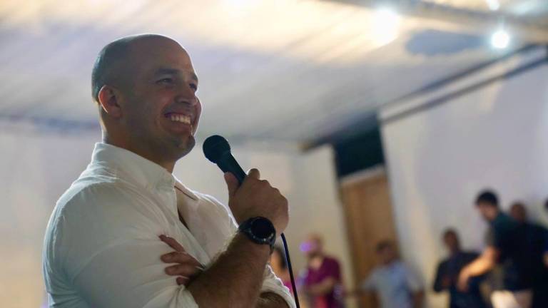 El alcalde de Manta, Agustín Intriago, fue asesinado mientras realizaba un recorrido.
