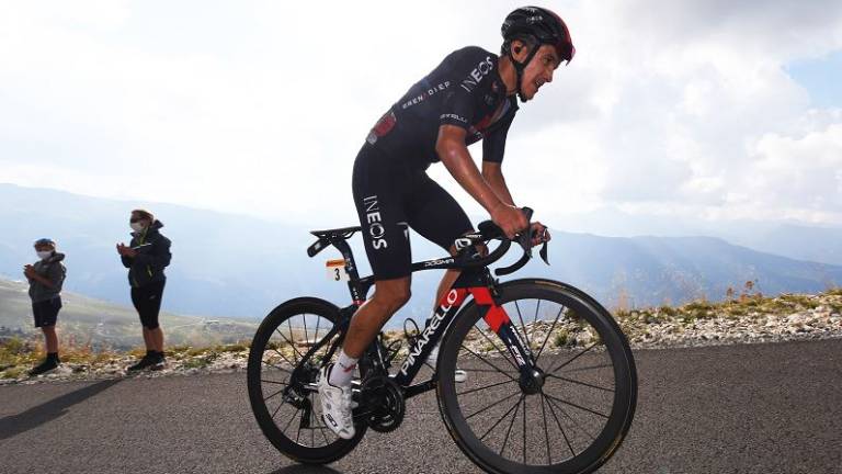 Ciclista Richard Carapaz es el &#039;rey de la montaña&#039; en la Vuelta a España
