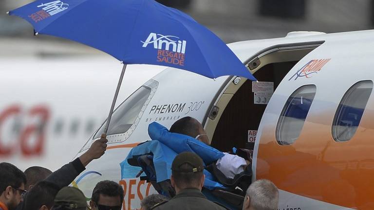 Viaja a Brasil último futbolista sobreviviente de tragedia de Chapecoense
