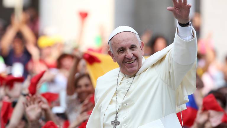Ecuador da toques finales para recibir al papa