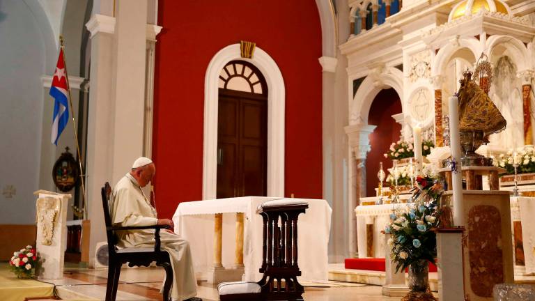 Papa insta a la &quot;reconciliación&quot; en última misa en Cuba