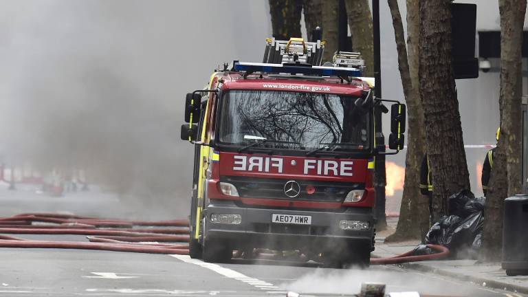 Más de 2.000 evacuados en el centro de Londres por un incendio