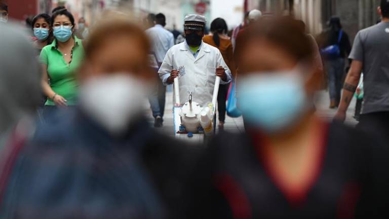 Ecuador acelera vacunación en Machala tras varias muertes por variante delta