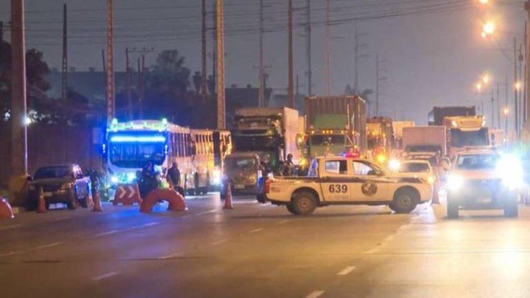 ‘Comenzamos con los más peligrosos’: Gobierno continúa con traslado de presos a la nueva Cárcel del Encuentro