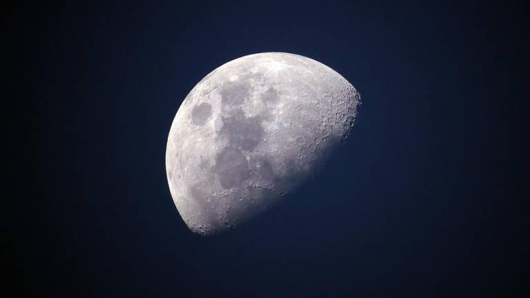 Astrónomo japonés grabó el momento en el que un meteorito impactó contra la luna