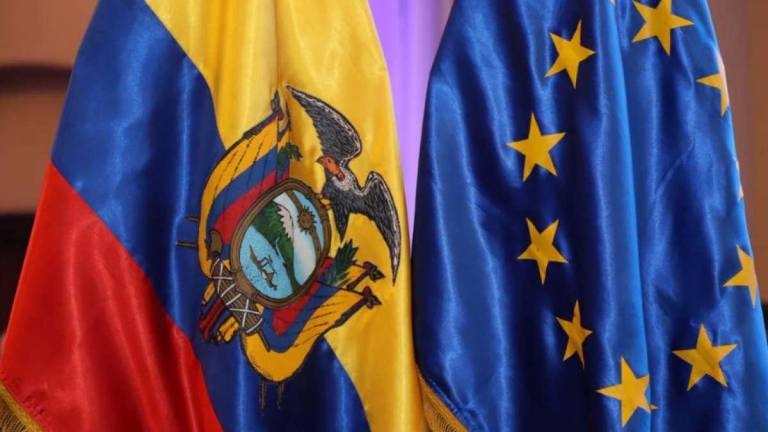 Ecuador no goza de la eliminación de la visa Schengen por salir de las negociaciones con Colombia y Perú, explica embajador de la Unión Europea