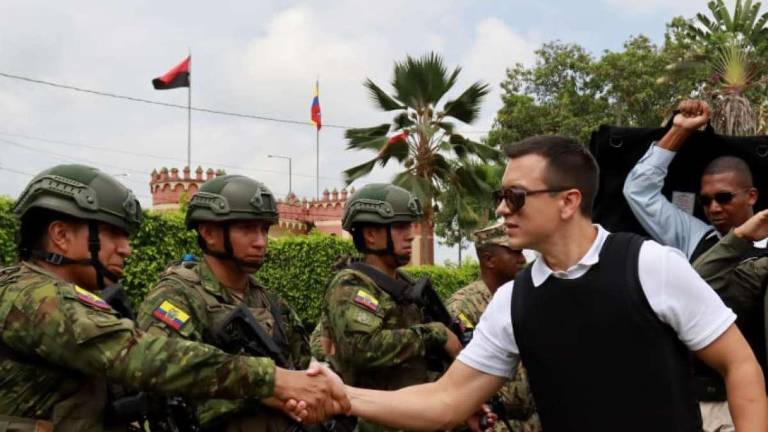 Asamblea aprueba Ley para el fortalecimiento de las FF.AA. y Policía: hay beneficios tributarios para los donantes