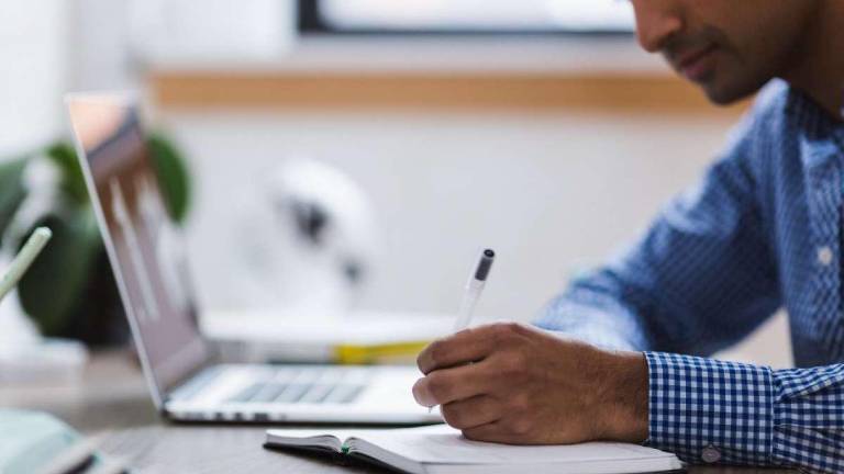 Abren matrículas gratuitas para educación virtual a distancia: estos son los requisitos para ecuatorianos o extranjeros