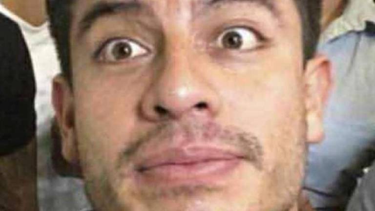 Daniel Salcedo recibe amenaza mientras estudiaba con su laptop dentro de la cárcel; informe da detalles