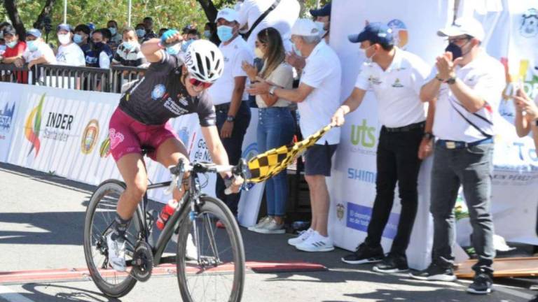 Ciclista riobambeña Miryam Núñez, campeona de la vuelta al Gran Santander
