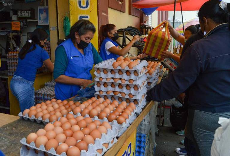 $!Luego de los pollos y la carne, los huevos es la proteína que más compran los ecuatorianos.