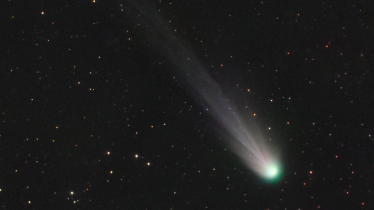 Cometa diablo visita la Tierra luego de 71 años.