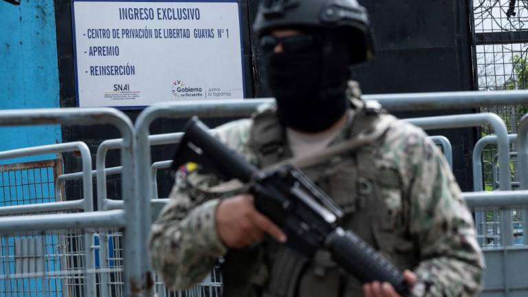 Detienen a un guía por la fuga de presos de la Penitenciaría de Guayaquil: tienen la responsabilidad de la custodia