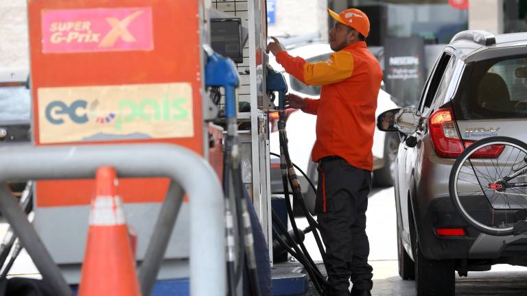Combustibles Extra, Ecopaís y diésel bajarán de precio desde el 12 de octubre: estos serán los nuevos valores