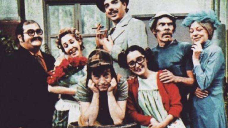 &quot;Por fin lograron apagar las risas de pequeños y grandes&quot;: la salida del aire de los programas de Chespirito