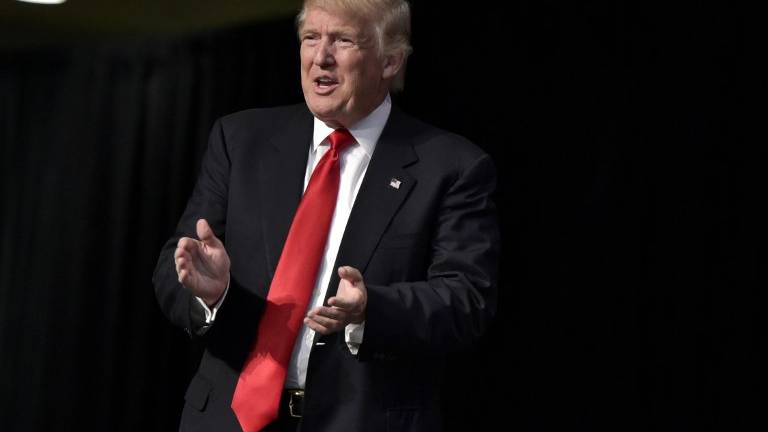 Trump inaugura su hotel de lujo en Washington