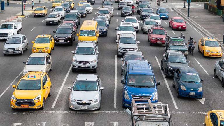 En el país hay más de tres millones de vehículos matriculados, de ellos el 92% es de uso particular