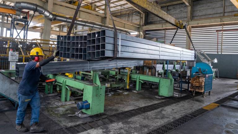 Guerra comercial Ecuador - Colombia: el sector empresarial pide diálogo ante la nueva 'tasa de seguridad' del 50%