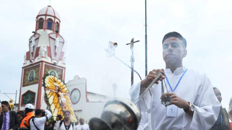 La procesión del Cristo del Consuelo empezó a las 7h00. En esta ocasión, el recorrido fue más corto.