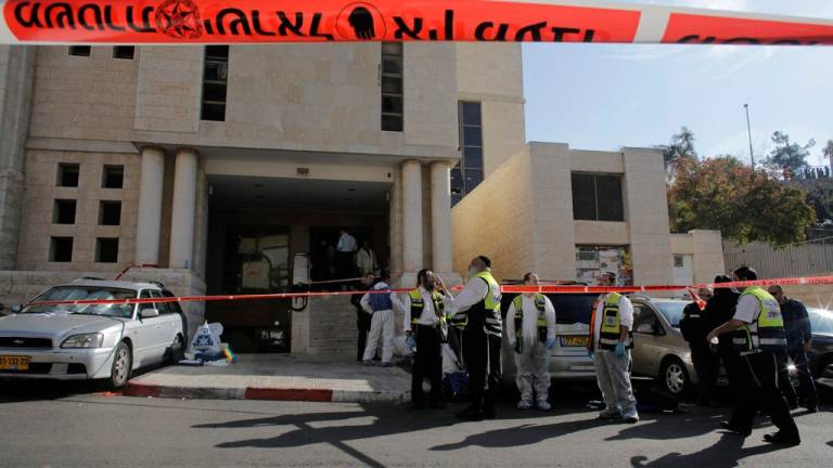 Seis muertos en ataque en sinagoga de Jerusalén