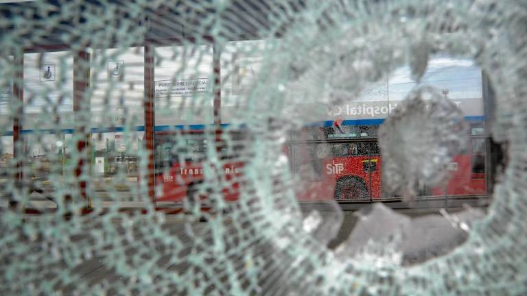 Denuncian que estación de buses de Bogotá se usó para torturar manifestantes