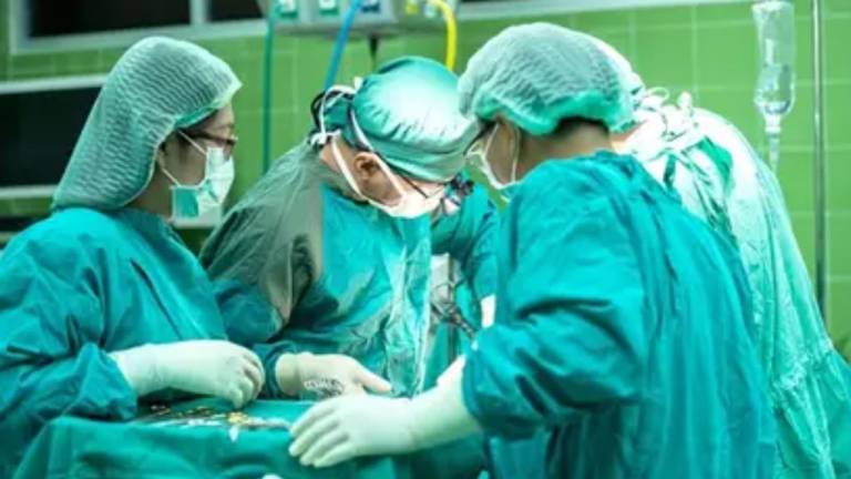 Defensoría del Pueblo pide informe a Ministerio de Salud tras denuncia sobre desabastecimiento de anestésicos en hospitales