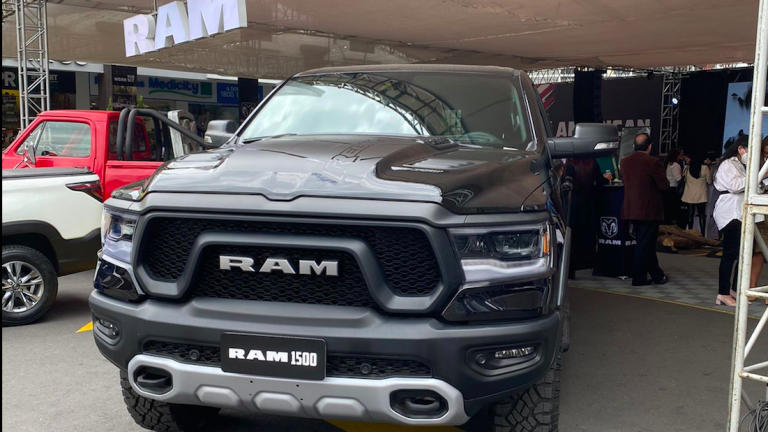 RAM presentó la potencia de su nueva línea de camionetas disponibles en Ecuador