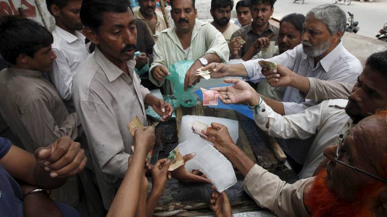 Ola de calor causa 859 muertos en Pakistán