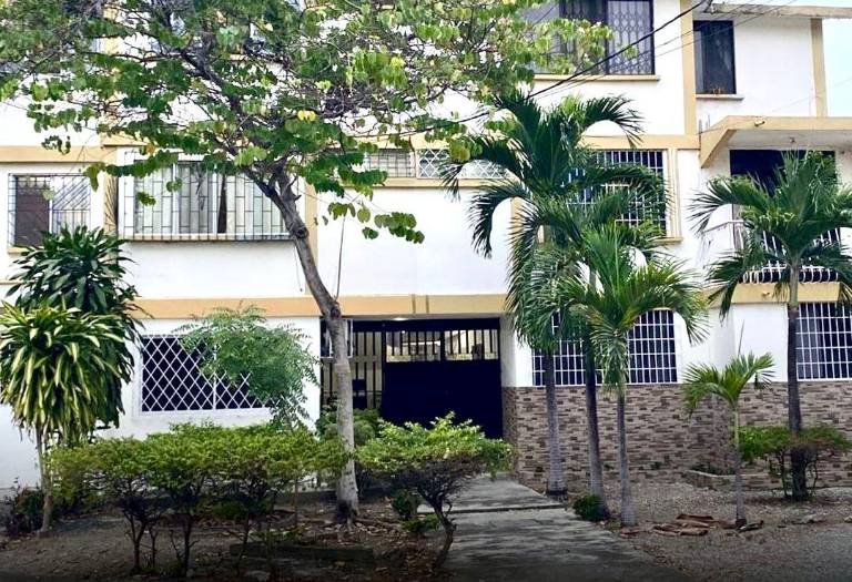 $!El bloque de departamentos en donde fueron hallados los restos de la víctima.