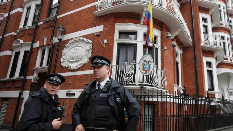 Julian Assange teme ser asesinado si sale de la Embajada de Ecuador