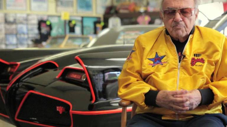 Muere George Barris, el creador del &quot;Batimóvil&quot;