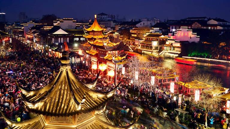 China celebra el Festival de las Linternas