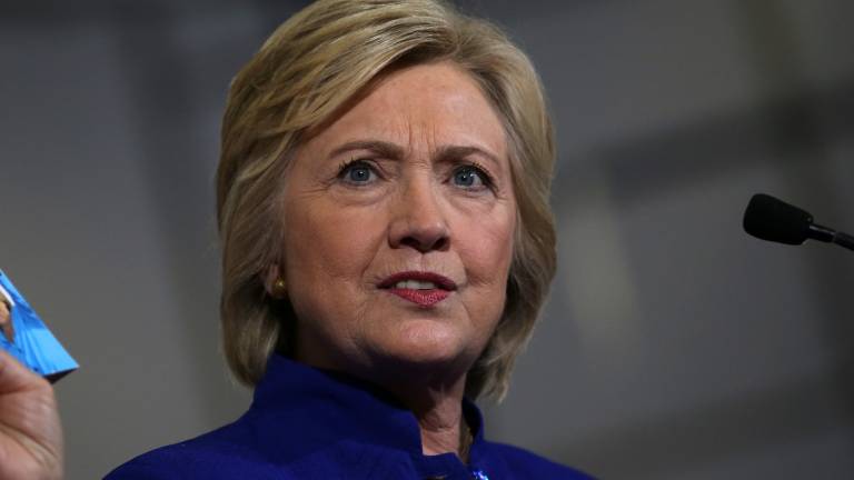 Clinton irá a Charlotte tras homicidio de afroamericano