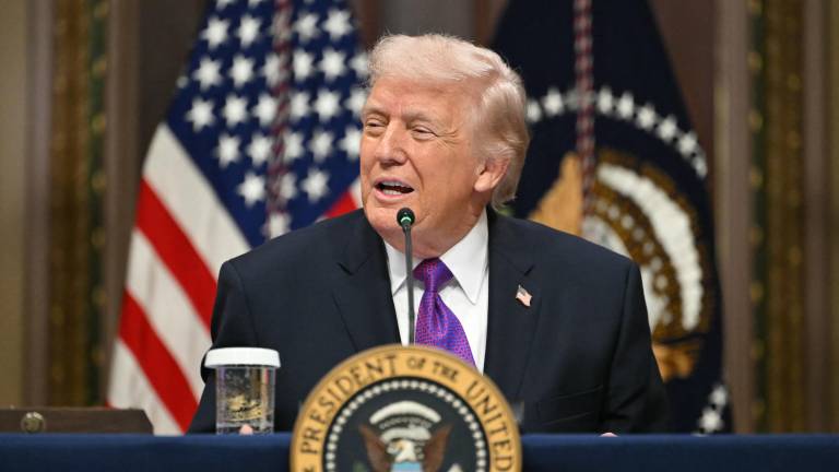 El presidente de Estados Unidos, Donald Trump, habla sobre el Compromiso de Protección del Contribuyente en la Sala del Tratado Indio en el Edificio de Oficinas Ejecutivas Eisenhower en la Casa Blanca.