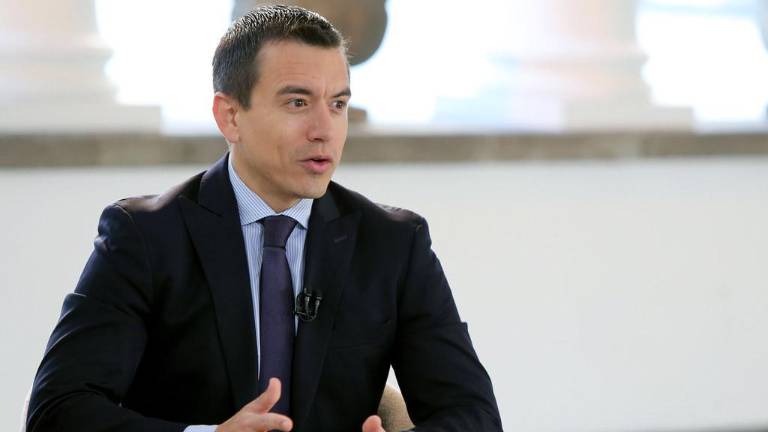 Daniel Noboa anuncia que migrantes 'que están retornando' a Ecuador recibirán 470 dólares mensuales