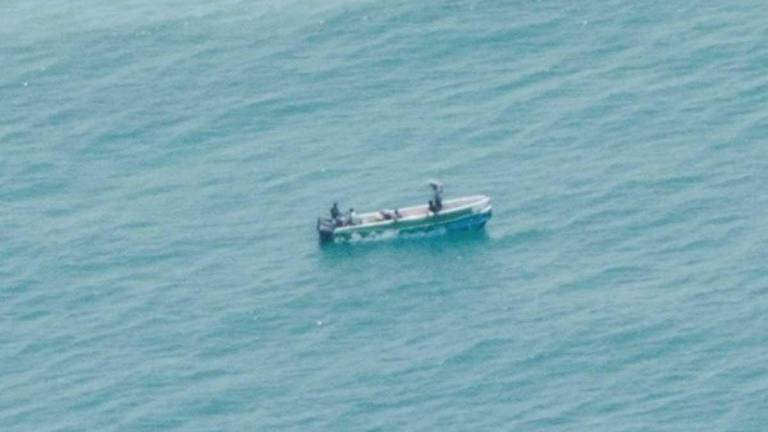 Cocaína y combustibles fueron incautados en la frontera marítima con Colombia