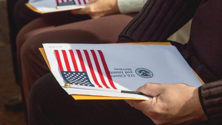 EE.UU. tendrá nuevo examen de ciudadanía desde octubre de 2025: lo que debes saber