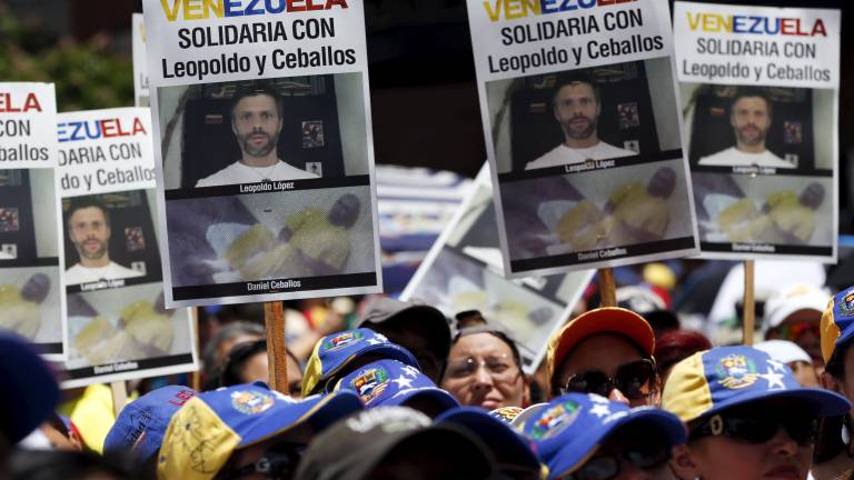 Venezuela: Opositores López y Ceballos muestran deterioro