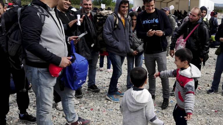 Orlando Bloom visita un centro de refugiados en Europa