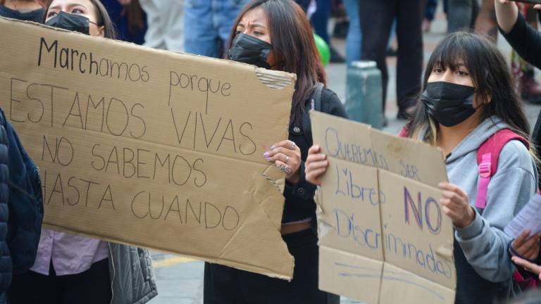 Gobierno anuncia clausura simbólica de edificio de la Escuela de Policía; convoca a pacto contra violencia de género