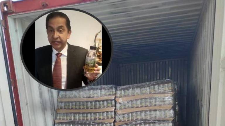 La Policía incautó 5.720 botellas llenas de droga líquida, con la etiqueta: Guayusa tea.